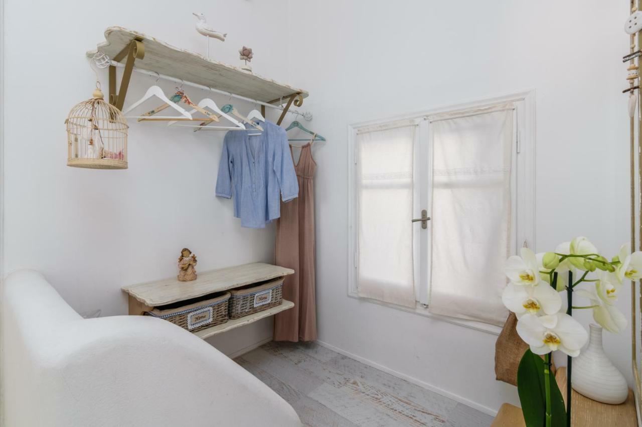 Heavenly Milos Suites Agia Kiriaki Beach  Exterior foto